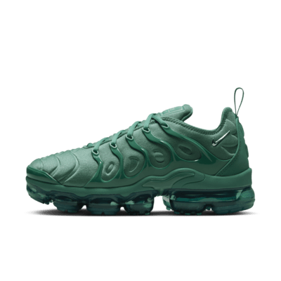 All white nike vapormax plus women's best sale